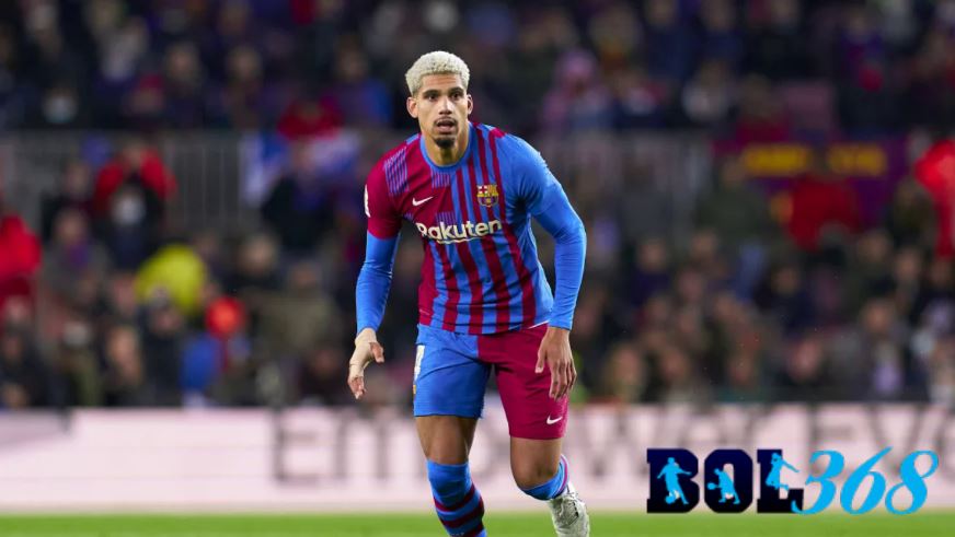 Ronald Araujo Memperpanjang Kontrak dengan Barcelona