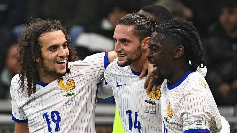 Adrien Rabiot Cetak Dua Gol Saat Prancis Kalahkan Italia